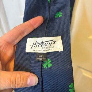 Hickey’s Gross Pointe Navy Tie with Green Shamrocks